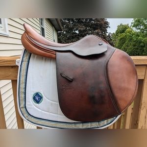 Wylde saddle 17.5in